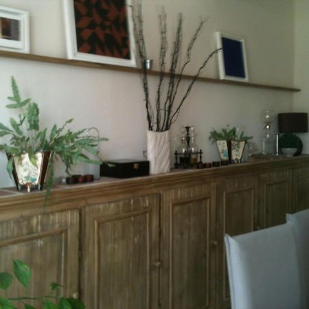 Chambre D'Hotes "Le Village" Villenouvelle Esterno foto