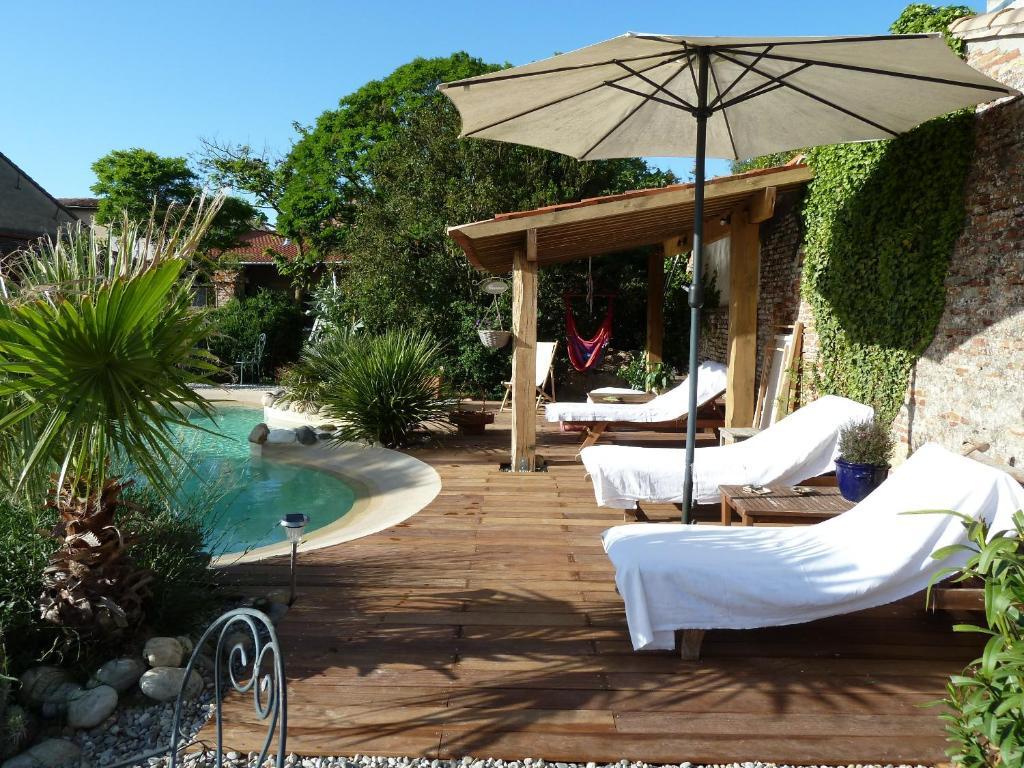 Chambre D'Hotes "Le Village" Villenouvelle Esterno foto