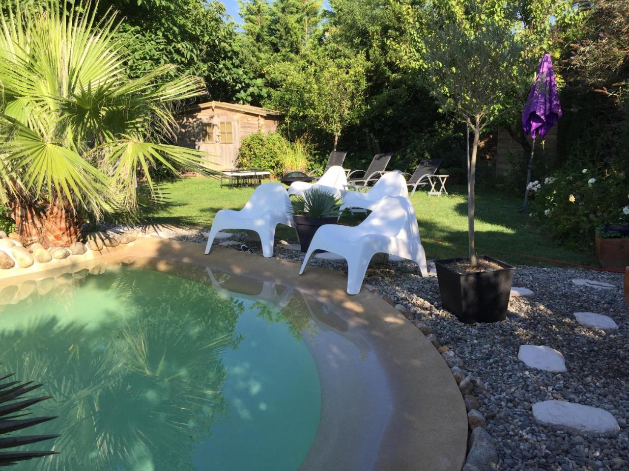 Chambre D'Hotes "Le Village" Villenouvelle Esterno foto