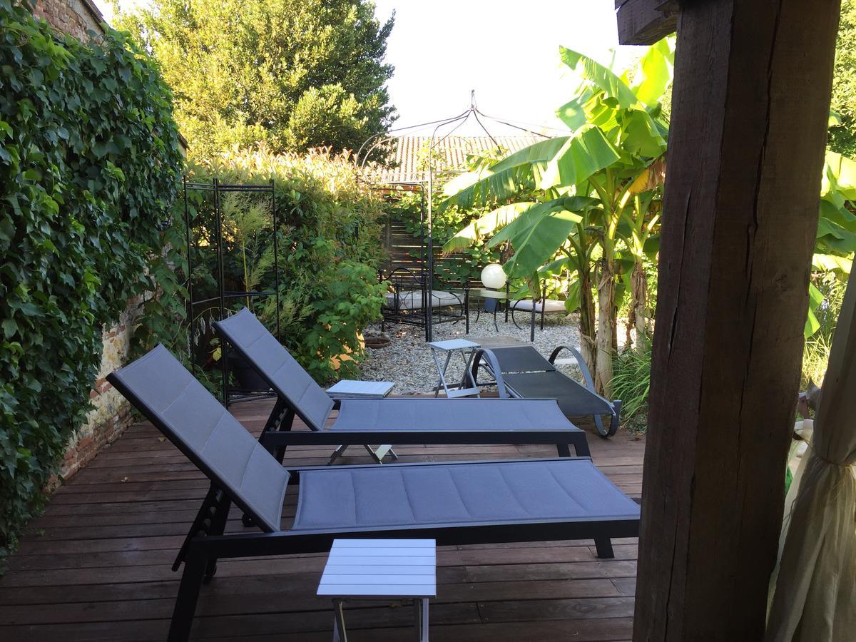 Chambre D'Hotes "Le Village" Villenouvelle Esterno foto